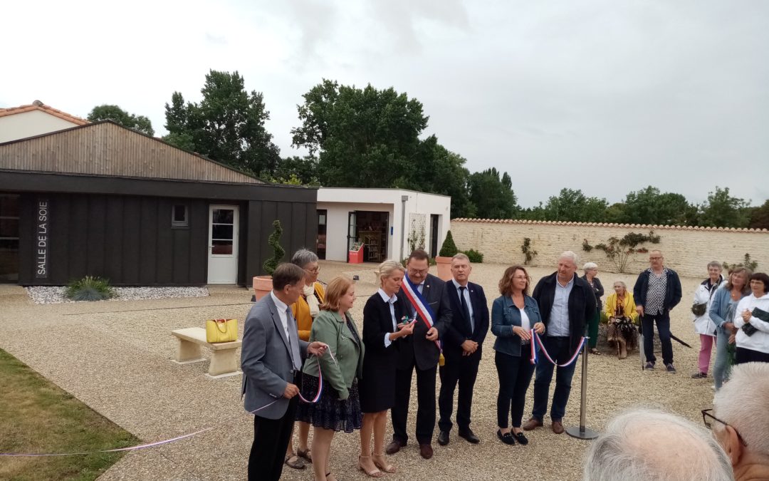 Inauguration à Landes